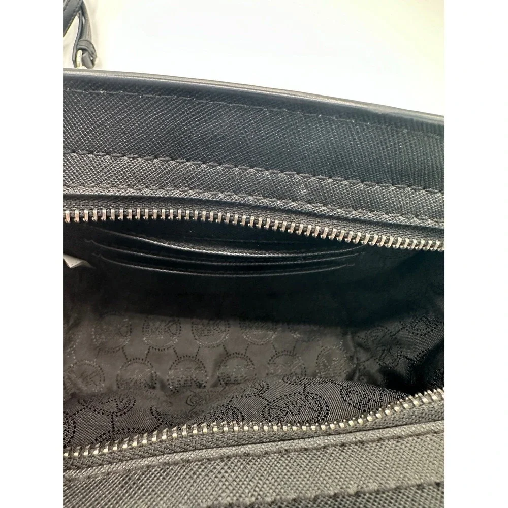 Michael‎ Kors Selma Black and White Leather Crossbody Bag Houndstooth